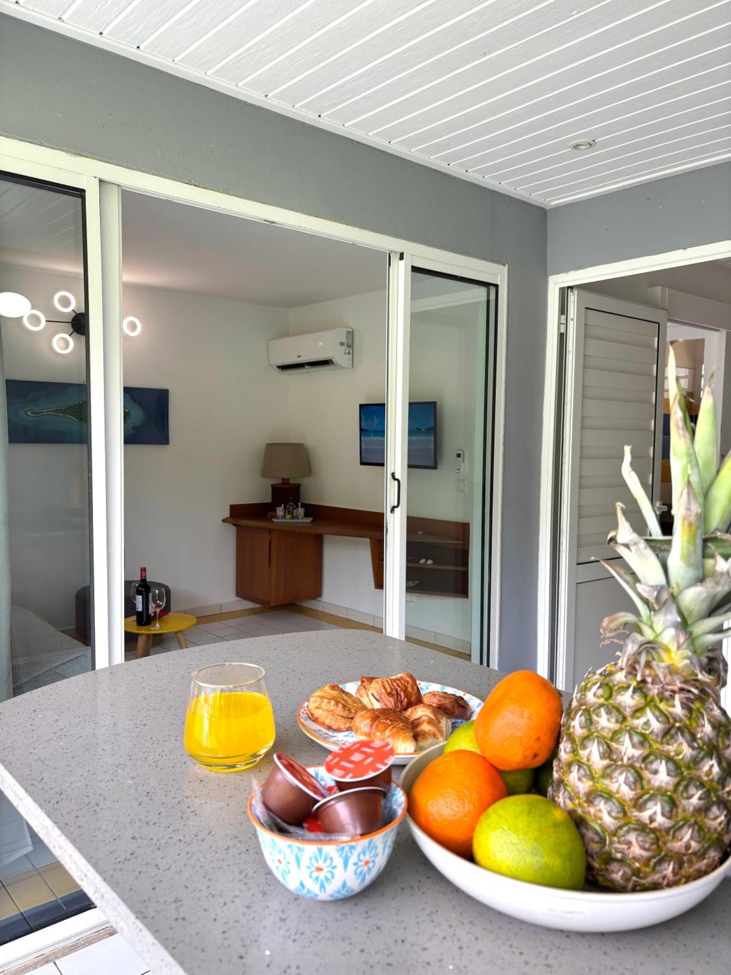 La Ruche De Maia - Blue Dream Beach - Piscine - Jardin - Plage Grand-Bourg  Extérieur photo